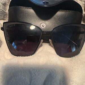 BN DIFF Sunglasses